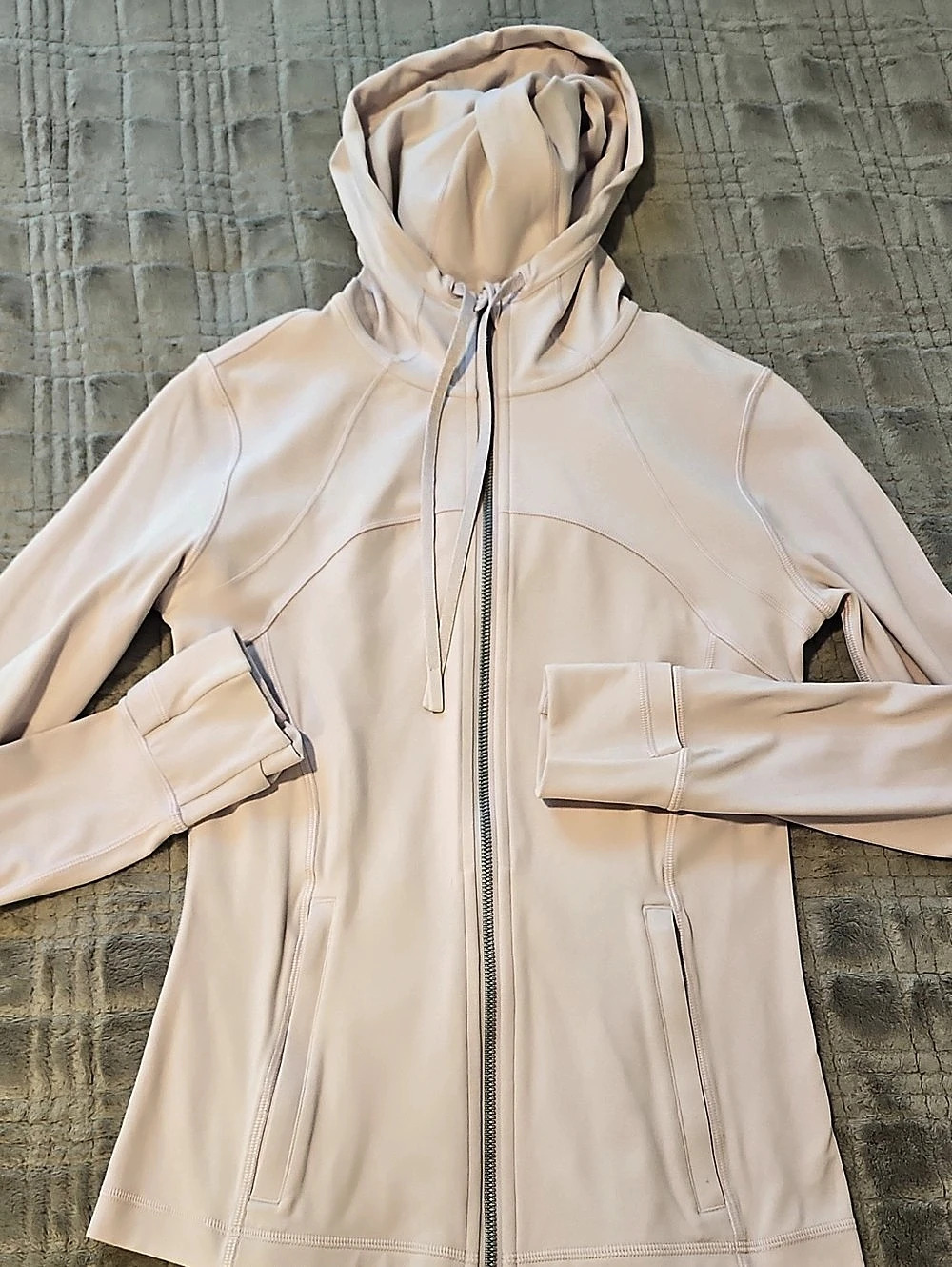 Lululemon Hooded Define Jacket *Nulu Pink